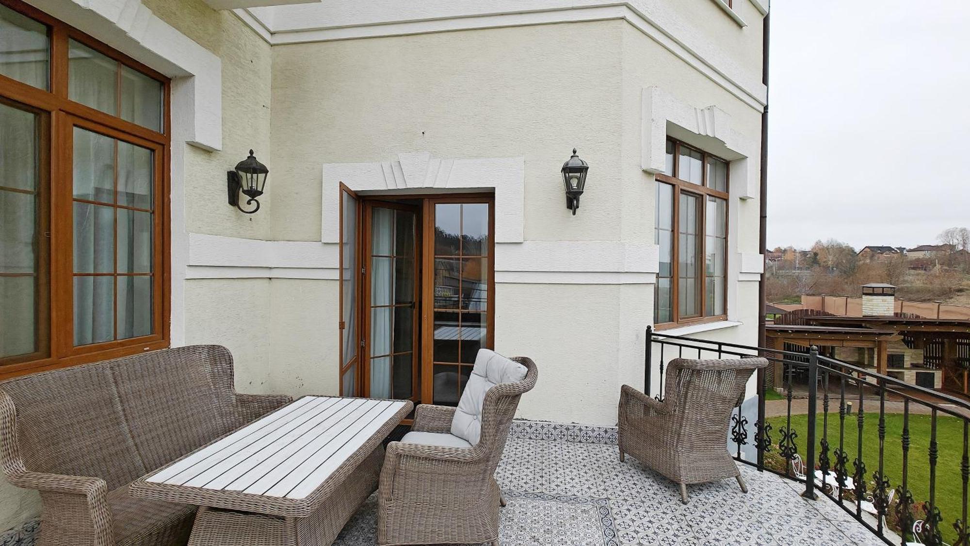 Bobritsa Dacha Hotell Exteriör bild